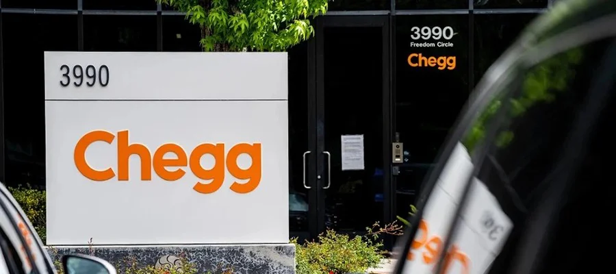 Cổ phiếu công ty Chegg giảm 99% giá trị từ năm 2021 vì ChatGPT